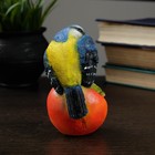 Садовая фигура "Птица на яблоке" цветная, 12х8,5см - Фото 3