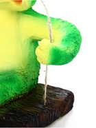 Садовая фигура из полистоуна «Лягушка на качелях», подвесная, 24×23×27 см  (артикул 4095077)  большой выбор товаров оптом и в розницу по низким ценам с доставкой