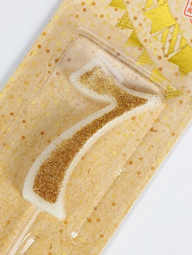 Свеча для торта «Цифра 7», золотистая, 5.2 см (комплект 8 шт)