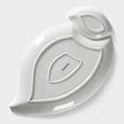 Блюдо фарфоровое с соусником Magistro «Лист Бланш», 33.5×20 см, белое - Фото 4