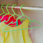 Плечики для одежды детские, размер 30-34, цвет МИКС - Фото 2