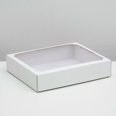 Коробка сборная без печати крышка-дно белая с окном 29 х 23,5 х 6 см