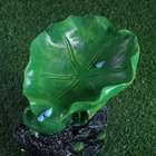 Садовая фигура - поилка из полистоуна «Лягушки на камне», 20×17×29 см - Фото 11