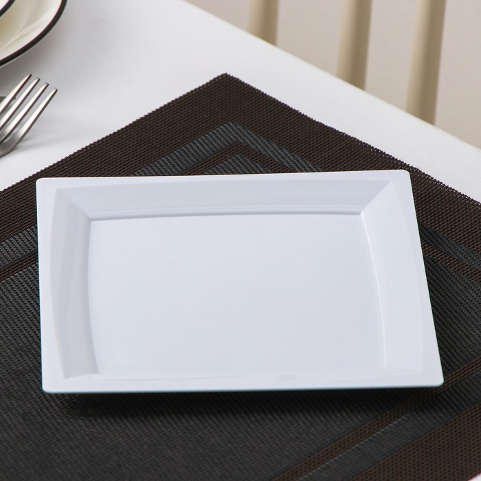 Набор пластиковых одноразовых тарелок, 17,2×17,2 см, квадратные, плоские, 6 шт, цвет белый - фото 1890820367