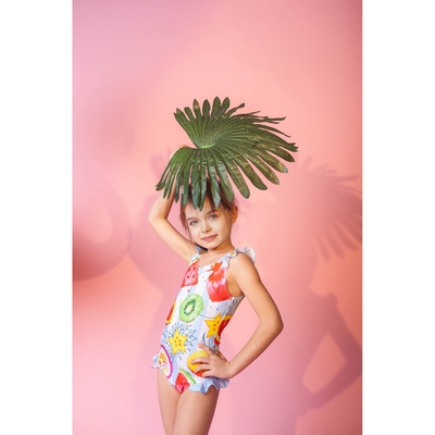 Купальник для девочки слитный KAFTAN: Fruits, бело-голубой, размер 32 (110-116 см)