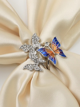 Кольцо для платка «Бабочки», цветное в серебре