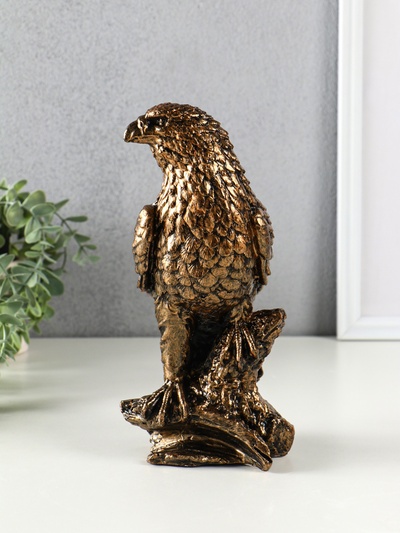 Фигура "Ястреб" золото, 24х13х26см