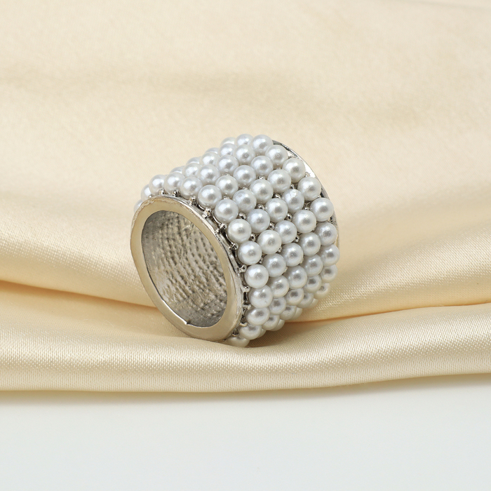 Муфта для платка «Жемчужинка», белая в серебре - Фото 1