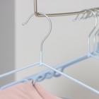 Плечики-вешалки для одежды Доляна, размер 40-44, антискользящее покрытие, цвет нежно-голубой - Фото 2