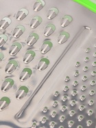 Тёрка с контейнером Доляна «Универсал», 2 в 1, 19×14.5×3.5 см, зелёная - Фото 5