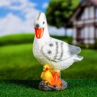 Садовая фигура "Уточка с утёнком" 29х18см - Фото 4