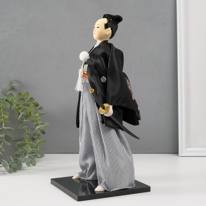 Кукла коллекционная "Самурай с саблей" 30х12,5х12,5 см - фото 1896723723
