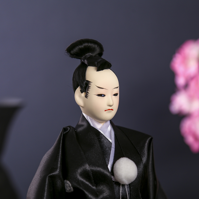 Кукла коллекционная "Самурай с саблей" 30х12,5х12,5 см - фото 1877496543