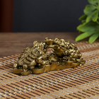 Нэцке полистоун бронза "Две денежных жабы держат на монете слиток" 4,3х12х5 см - Фото 2