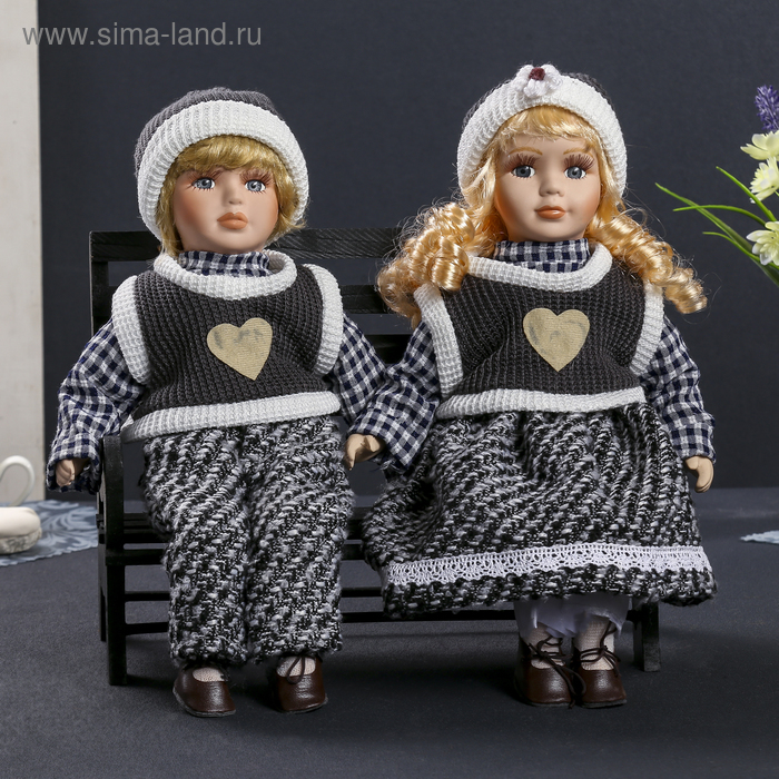Кукла коллекционная парочка набор 2 шт "Геля и Дима на скамейке" 30х29х15 см - Фото 1