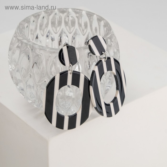 Серьги пластик "Глянец" овал с полосками, цвет бело-чёрный - Фото 1