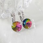 Серьги со стразами «Кристалл» яркий, бело-бензиновые в серебре - Фото 2