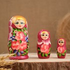 Матрёшка «Цветочки», красный платок, 3 кукольная, 10 см - Фото 11