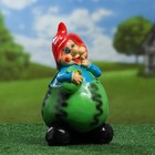 Садовая фигура "Гном в арбузе" 26х16см - Фото 1