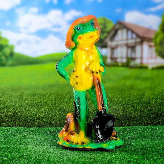 Садовая фигура "Лягушка с лопатой" 48х25см - Фото 1