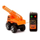 Машина «Стройтехника», на дист управлении, работает от батареек, в пакете - фото 24281176