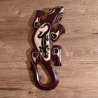 Панно настенное дерево "Геккон коричневый с гекконом" 1х11х30 см - фото 53668072