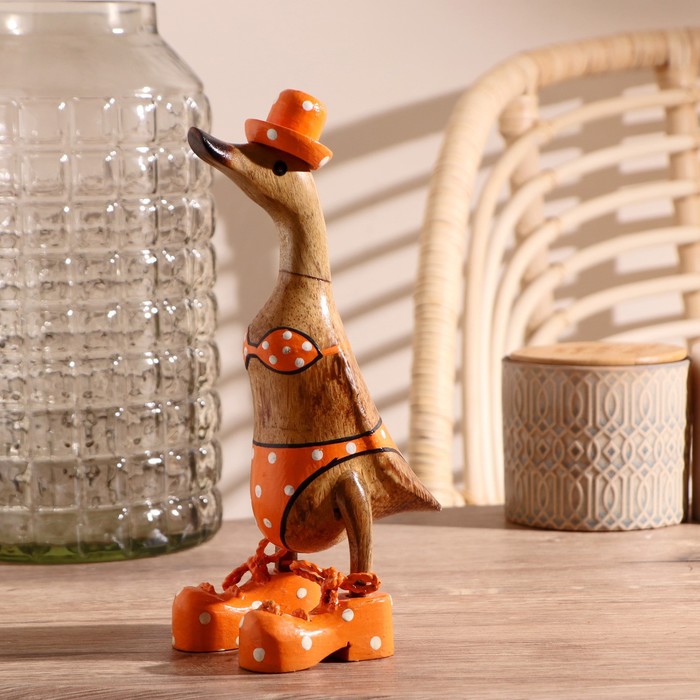 Сувенир «Утка в оранжевом купальнике», дерево, 13×9×27 см