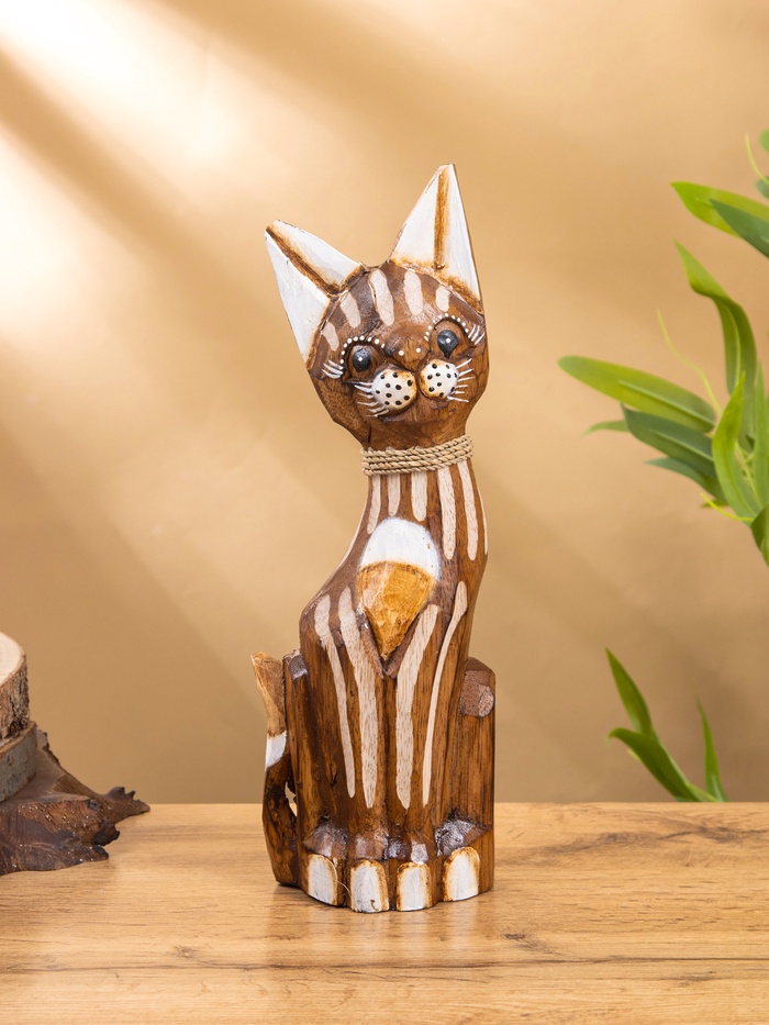 Сувенир «Коричневая кошка», 4.5×9×30 см, дерево