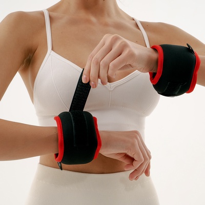 Утяжелители на запястье ONLYTOP, 2 шт. × 300 г, цвет красный