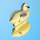 Водоплавающая садовая фигура "Утенок" 13х7х7,5см полипропилен - Фото 3