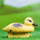 Водоплавающая садовая фигура "Утенок" 13х7х7,5см полипропилен - Фото 6