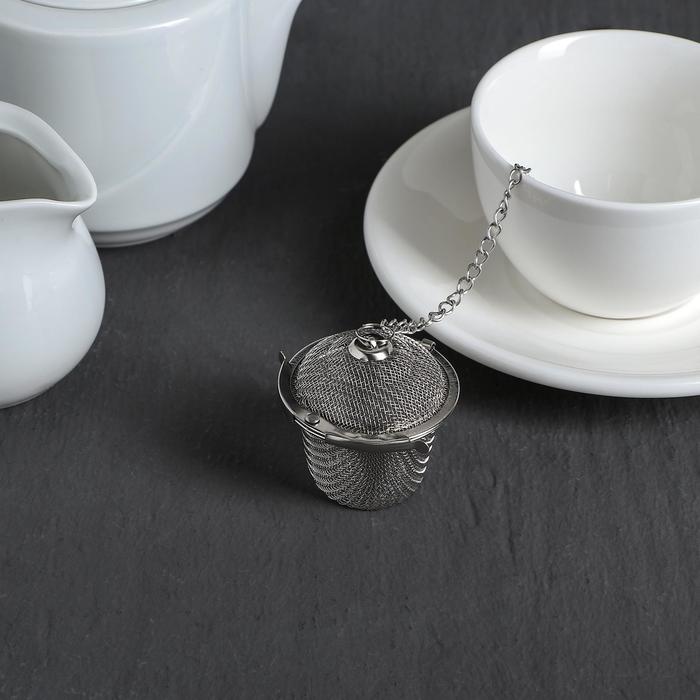 Ситечко для чая Доляна «Корзиночка», на цепочке, 4,5 см, цвет серебристый - Фото 1