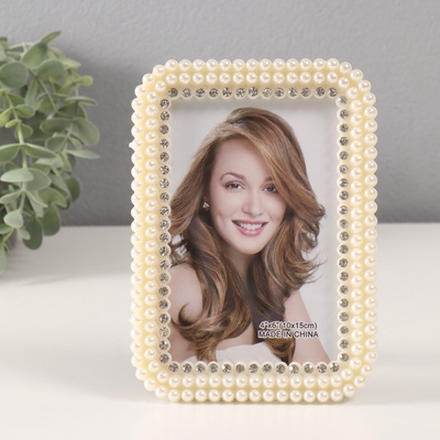 Фоторамка для фото 10×15 см «Жемчуг и стразы», пластик, закруглённые углы, 18×13 см