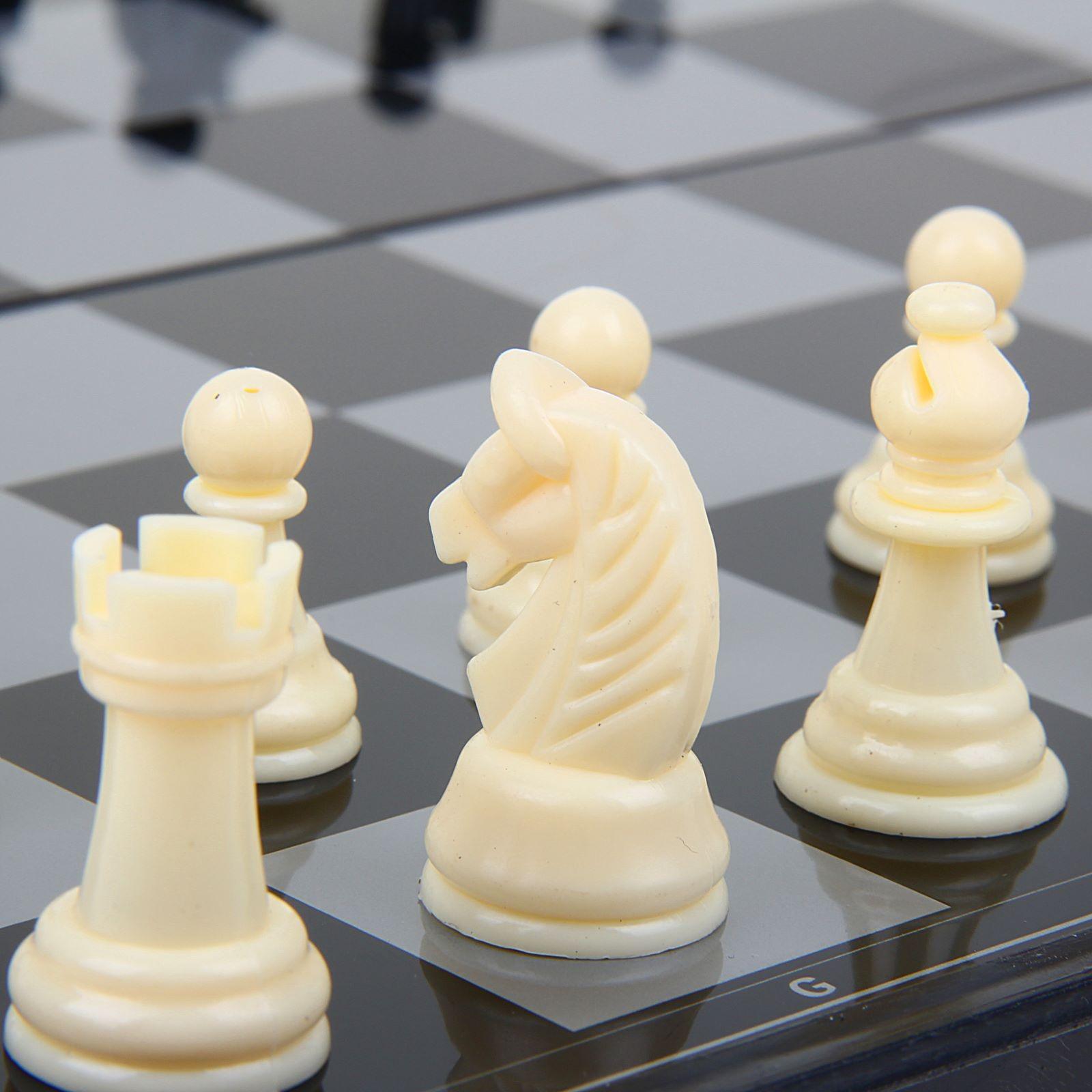 Шахматы «каролинги и мавры». Chess r34. Chess r34. Шахматная тематика. Шахматы гроссмейстерские турнирные.