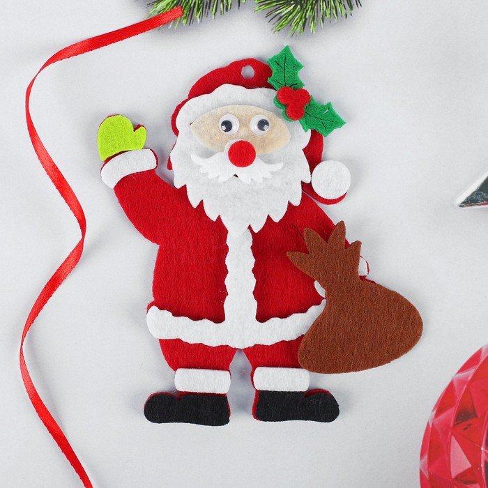 Набор для творчества - создай ёлочное украшение из фетра «Дед мороз с мешком подарков» - фото 1908466232
