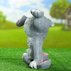 Садовая фигура "Заяц на голове" - Фото 2