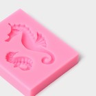 Молд для заливки Доляна «Морские коньки», силикон, 2 ячейки, 6.3×5 см, розовый - Фото 3