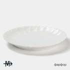 Тарелка фарфоровая обеденная Magistro «Цветок», d=25 см, цвет белый - фото 4276047