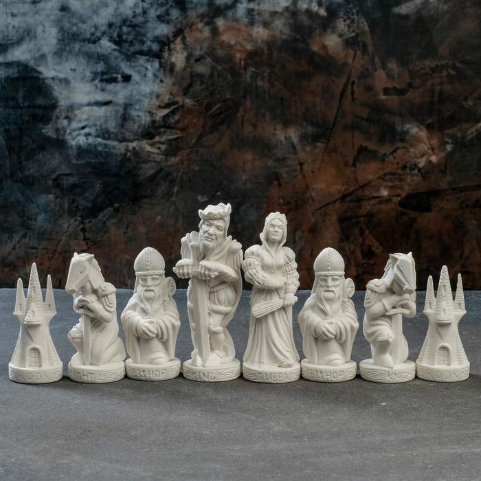 Шахматы "Средневековье" 32 шт, в комплекте фигуры и доска - фото 1905564739