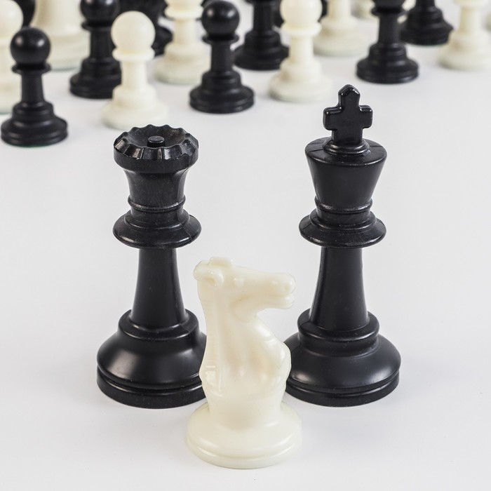 Шахматные фигуры, пластик, король h-7.5 см, пешка h-3.5 см - фото 1887881067