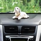 Собака на панель авто, качающая головой, большая, белый окрас - фото 9823557
