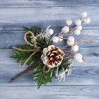 Еловая ветка декоративная «Зимнее волшебство. Чудо», 24 см - Фото 3