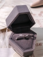 Футляр под серьги, кольцо «Кристалл», бархатный, 6.5×6 см, серый - фото 117393535