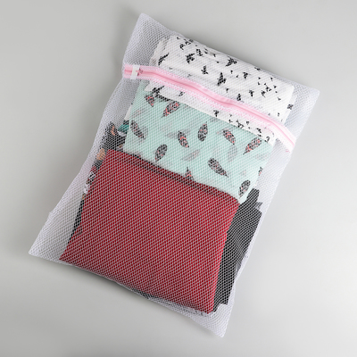 Мешок для стирки белья Доляна, 40×50 см, крупная сетка, цвет белый