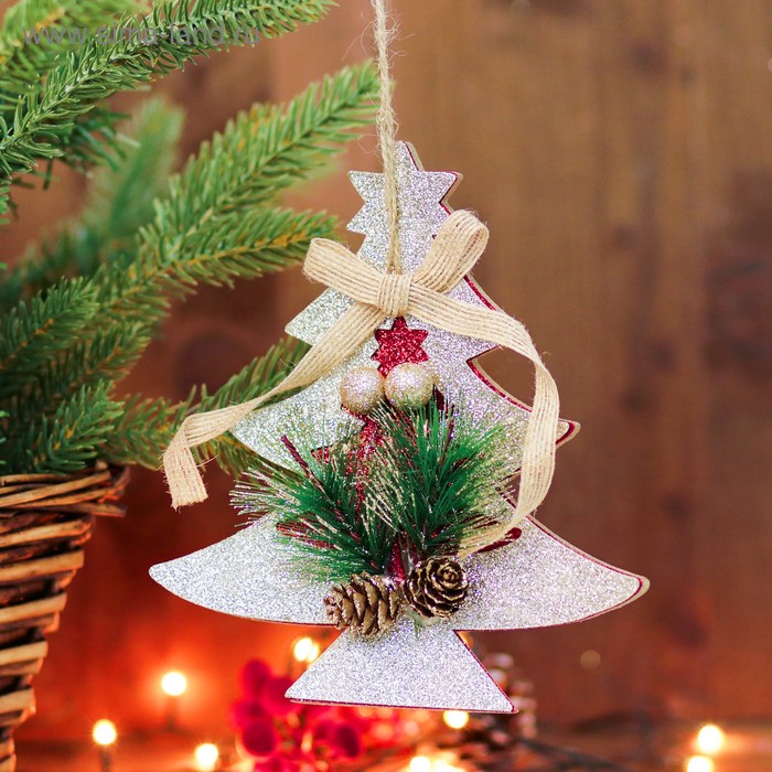 Новогодняя подвеска «Ёлка с шишками» 3х16х17,5 см - Фото 1