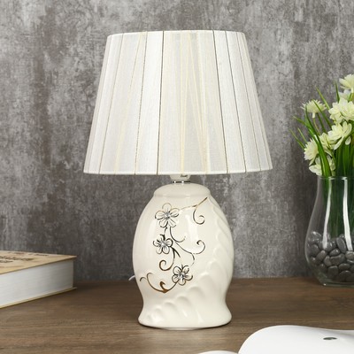 Лампа настольная «Золотое цветение» 1хЕ14 40 Вт 20×20×32 см RISALUX