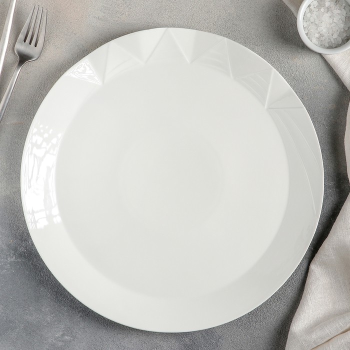 Тарелка фарфоровая обеденная Magistro «Изобилие», d=30 см, цвет белый - фото 1908475310