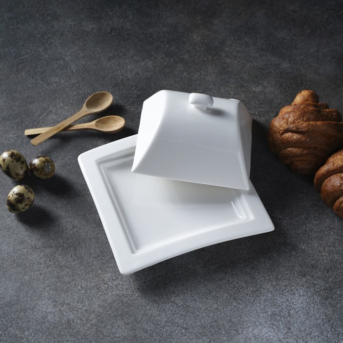 Маслёнка фарфоровая Magistro «Бланш», 16×8 см, цвет белый - фото 1884942802