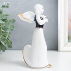 Сувенир керамика "Девушка-ангел скрипачка" кобальт 15х9х7,5 см - фото 9902832