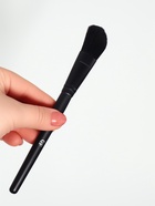 Кисть для макияжа, скошенная, 18 (± 1) см, чёрная - Фото 4